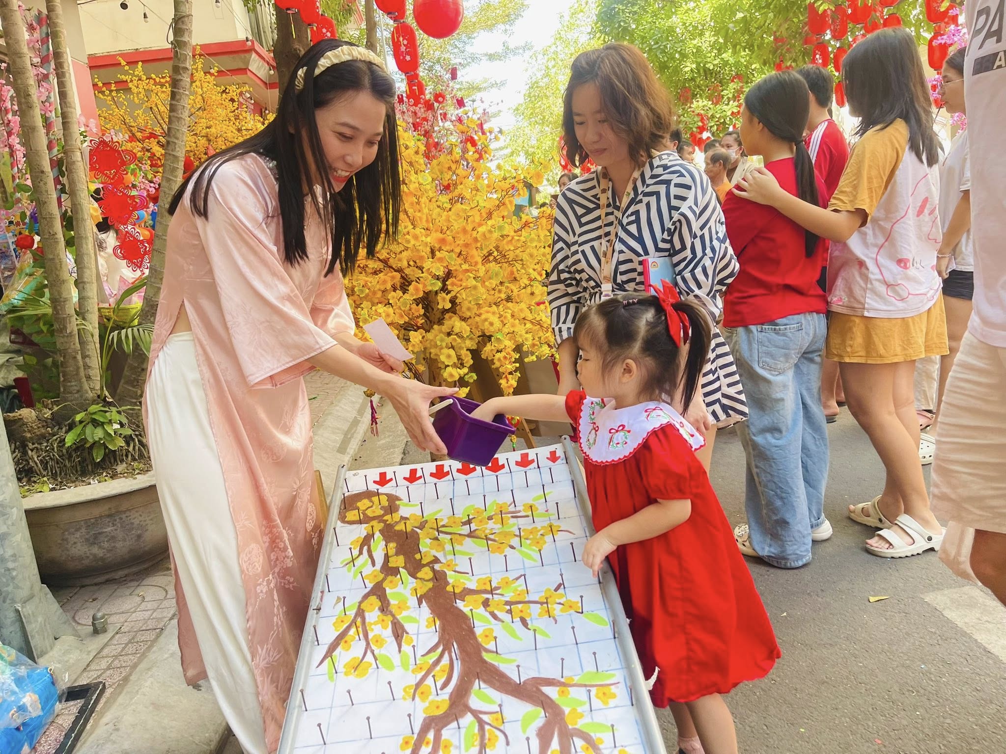 GIAN HÀNG TRÒ CHƠI NGÀY TẾT