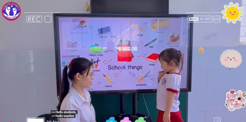 ENGLISH TIME – SCHOOL THINGS