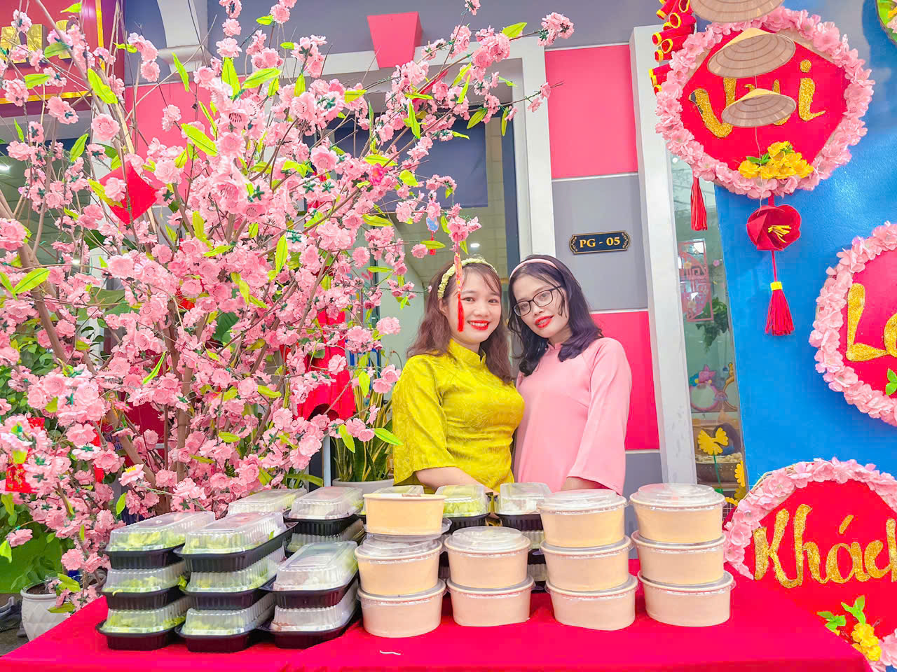 HÀNH TRÌNH IN DẤU TẾT - GIAN HÀNG ẨM THỰC